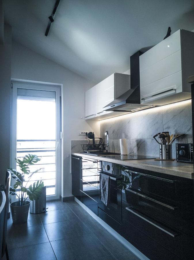 Raw Industrial City Apartment Subotica Luaran gambar