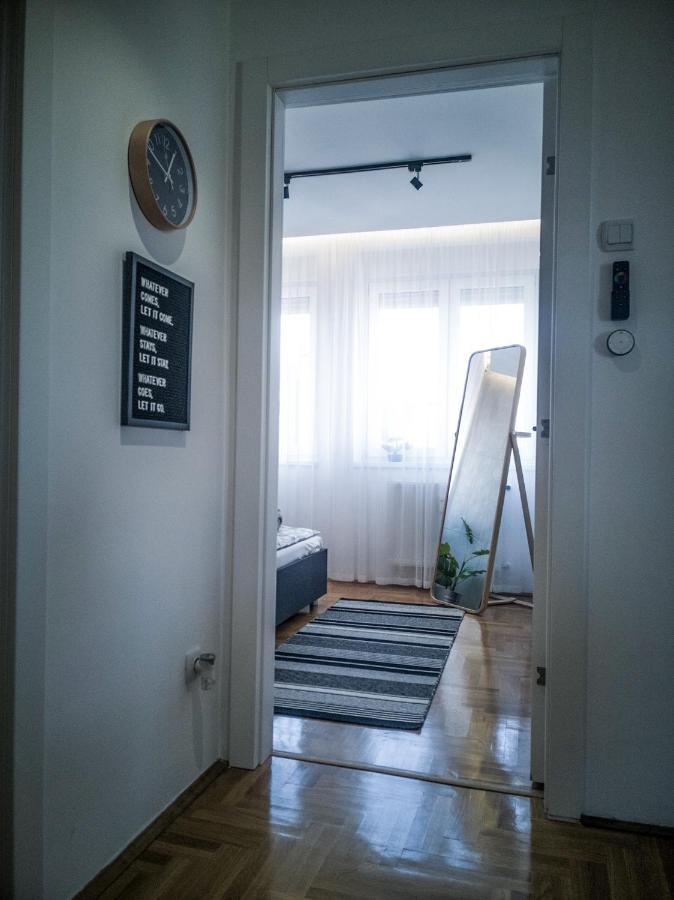 Raw Industrial City Apartment Subotica Luaran gambar